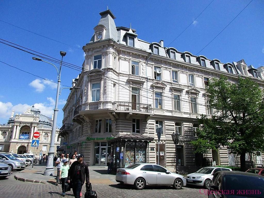 Art Apartments On Deribasovskaya Одеса Екстер'єр фото